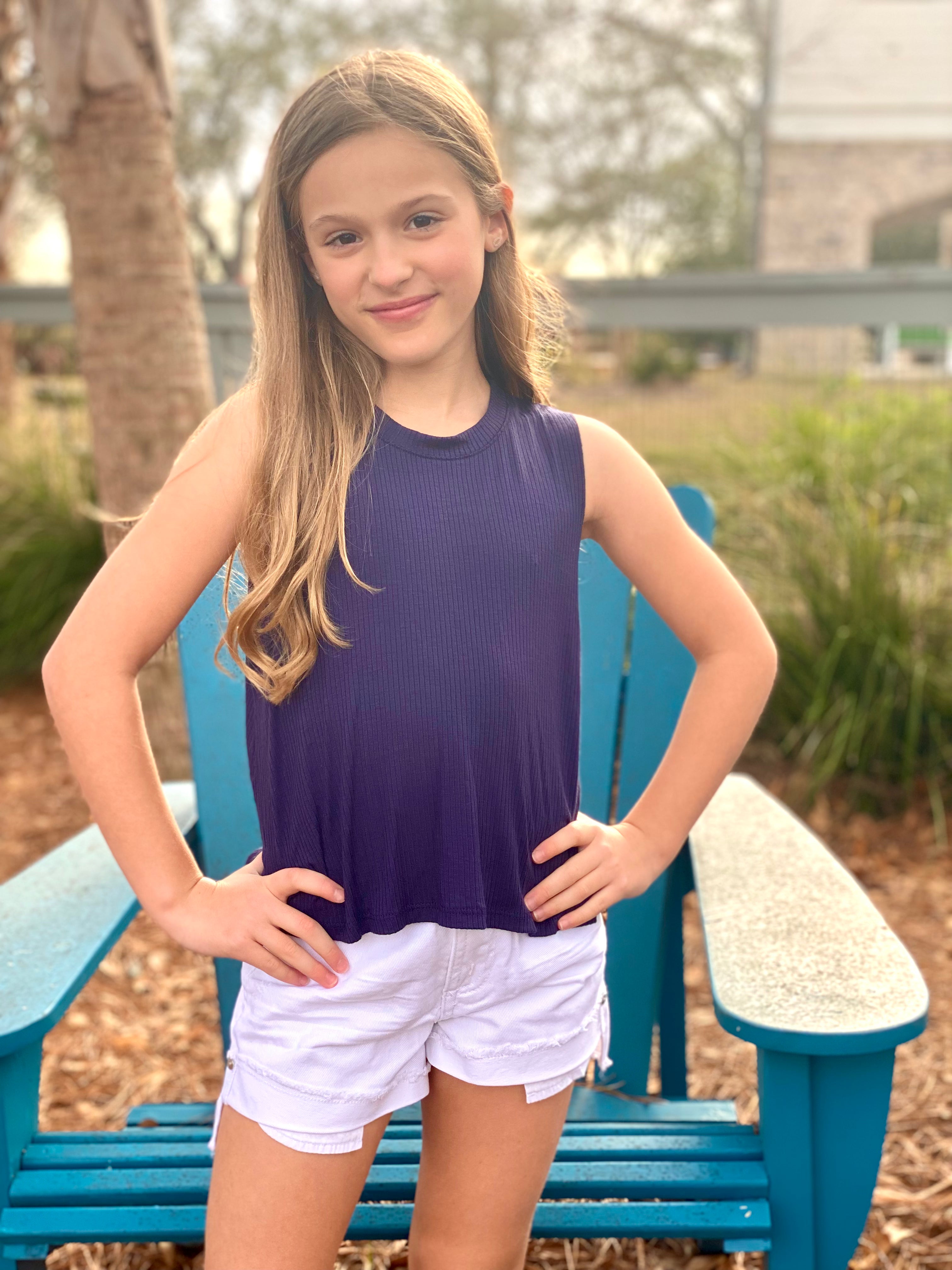 Front Cuffed Shorts with Exposed Pockets