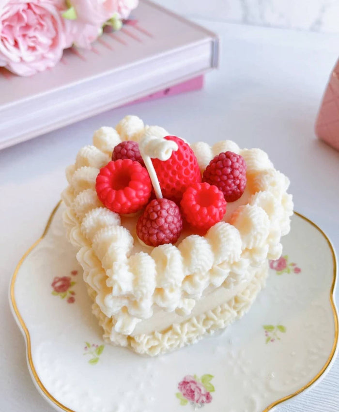 Berry Cake Candle