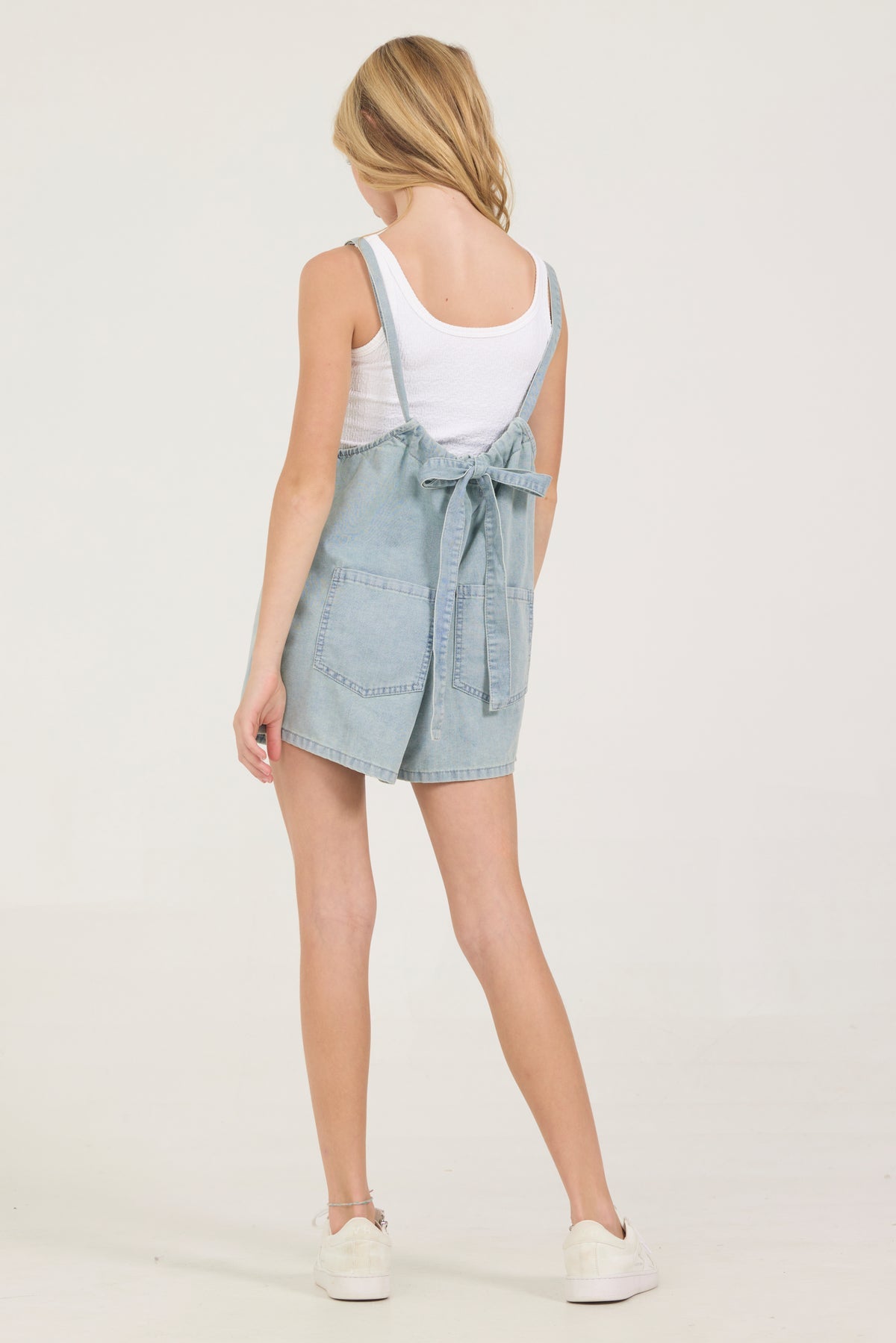 Sleeveless Shortails